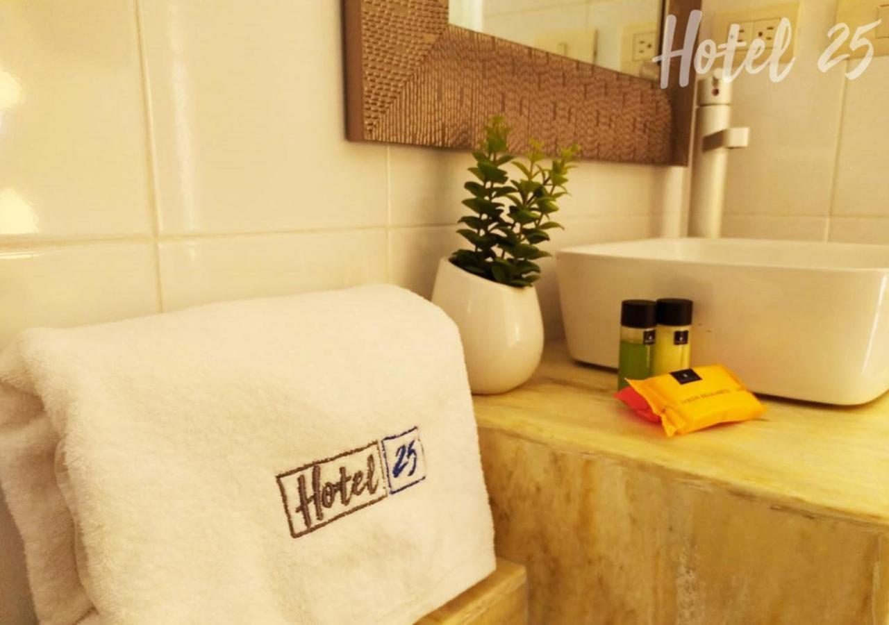 מונטריי Hotel25 מראה חיצוני תמונה